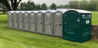 Best VIP or Luxury Restroom Trailers  in Spotsylnia Courthouse, VA